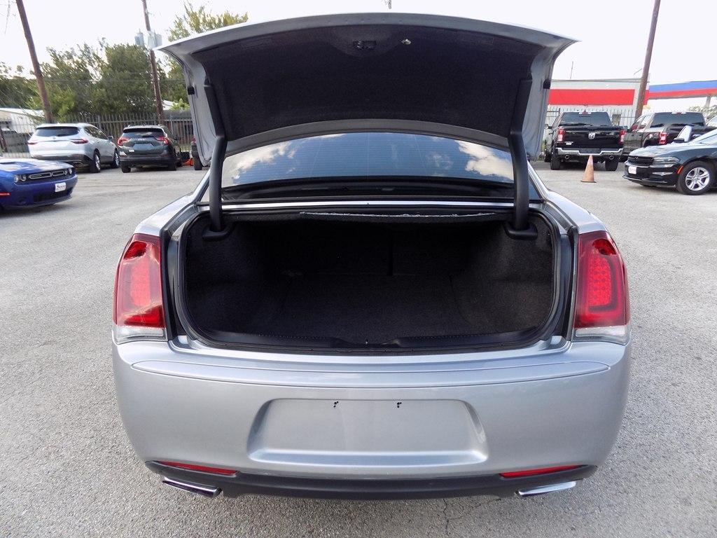 Chrysler 300 S V6 RWD 2018