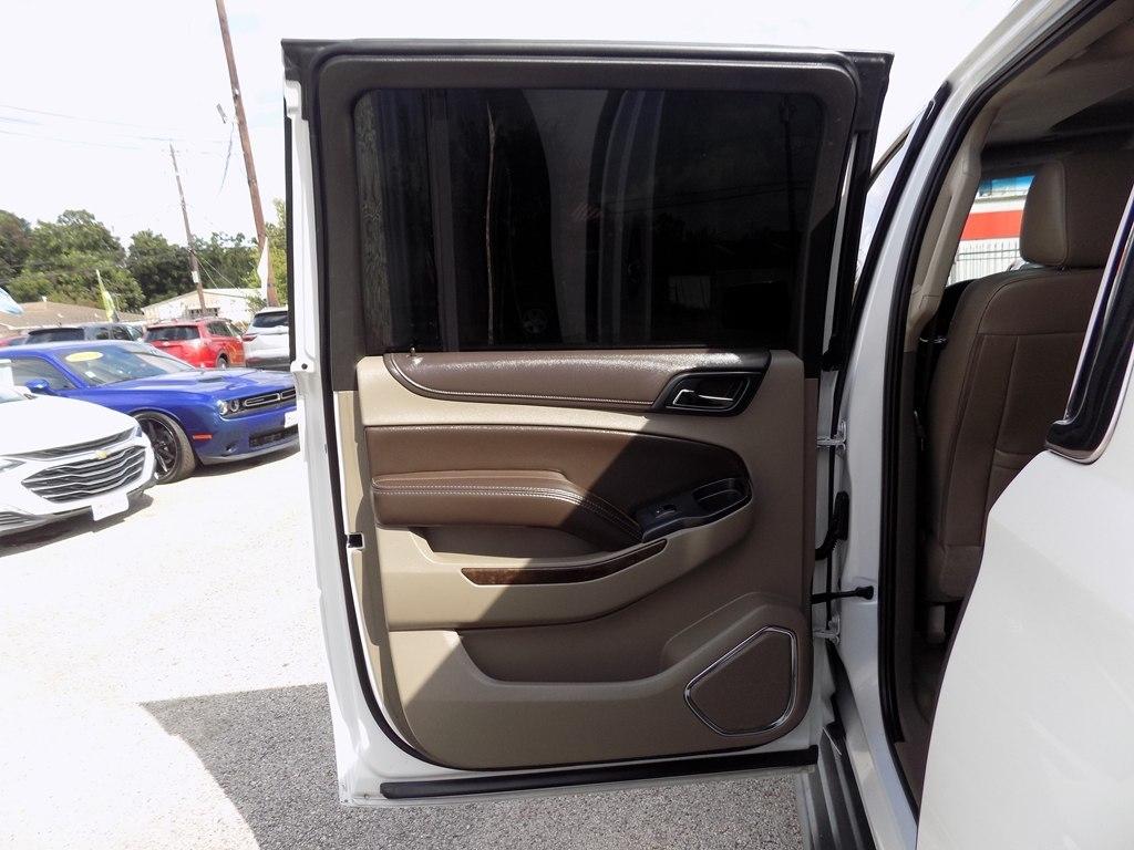 Chevrolet Suburban LT 2WD 2016