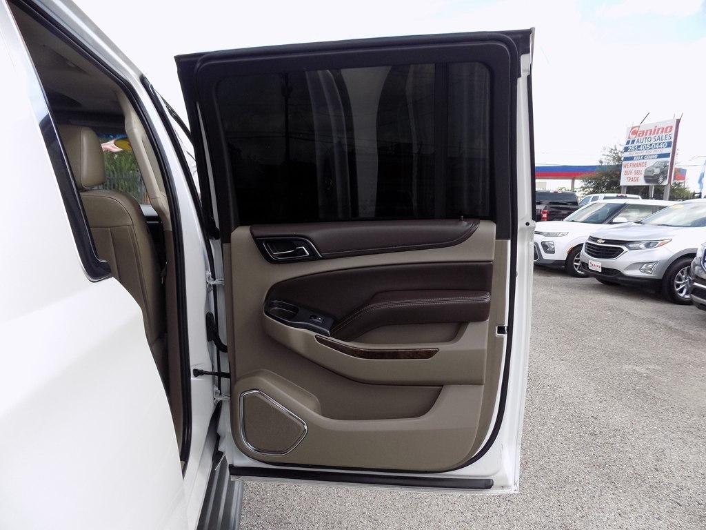 Chevrolet Suburban LT 2WD 2016