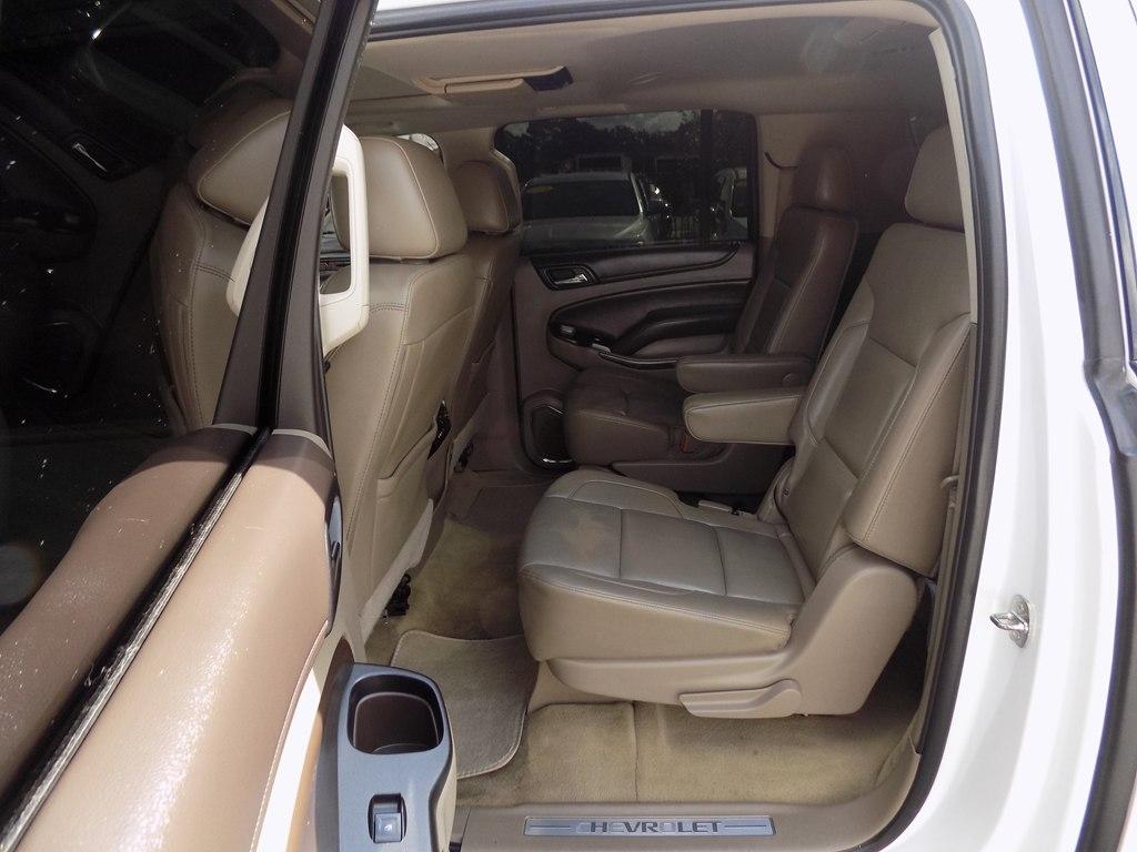 Chevrolet Suburban LT 2WD 2016