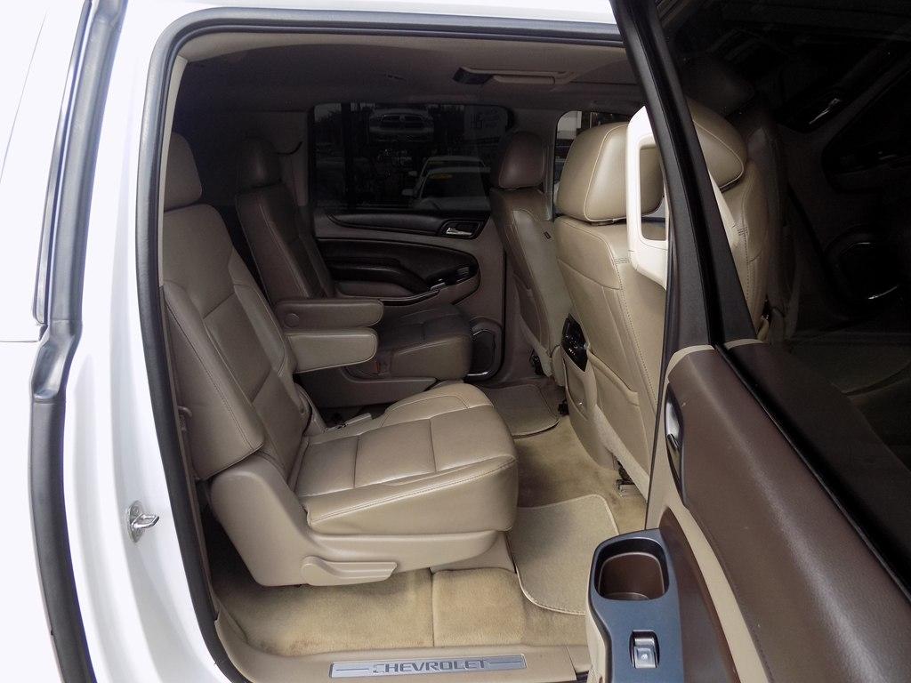 Chevrolet Suburban LT 2WD 2016