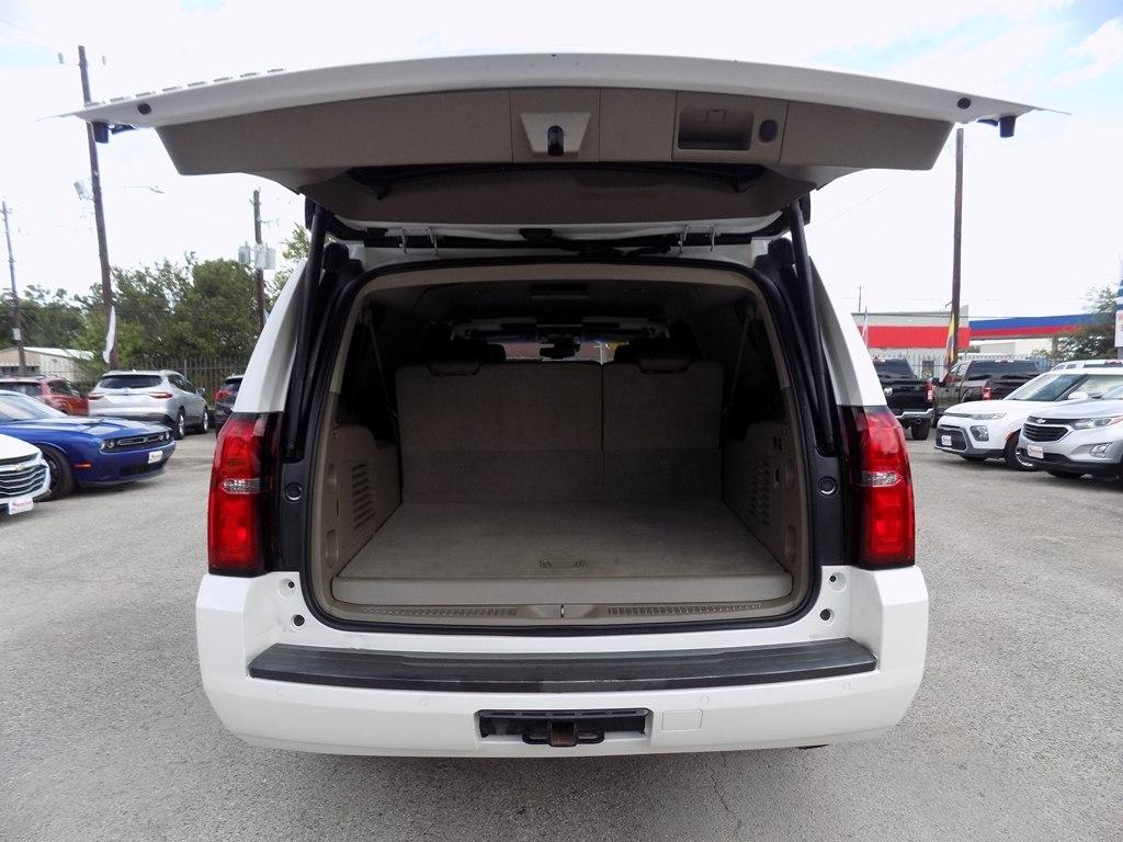 Chevrolet Suburban LT 2WD 2016