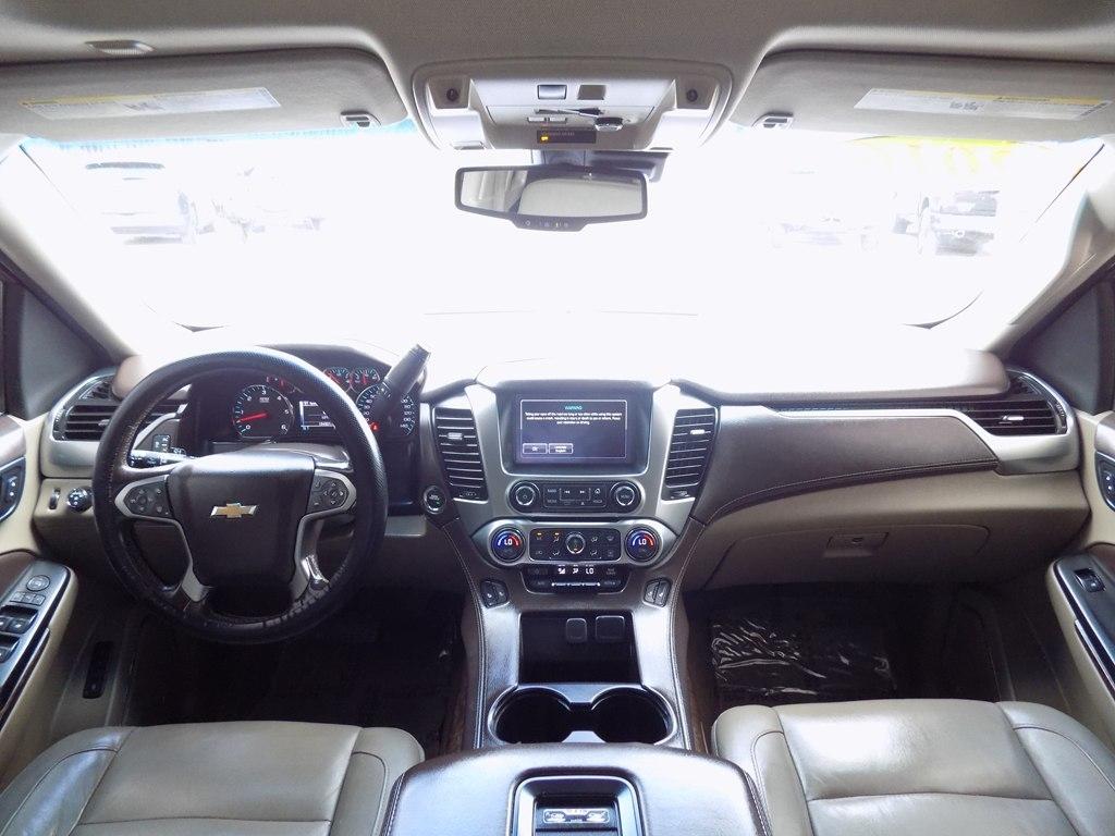 Chevrolet Suburban LT 2WD 2016