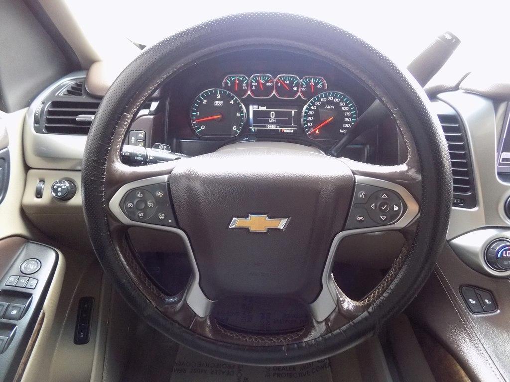 Chevrolet Suburban LT 2WD 2016