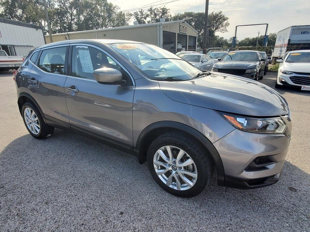 Nissan Rogue Sport S 2022