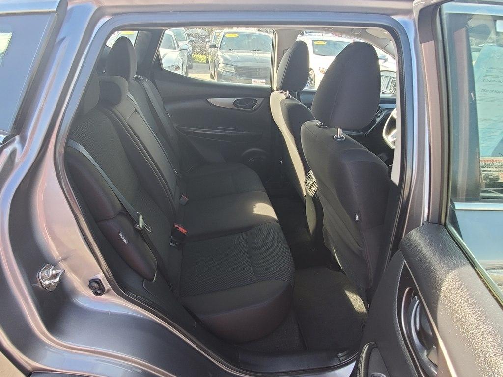 Nissan Rogue Sport S 2022