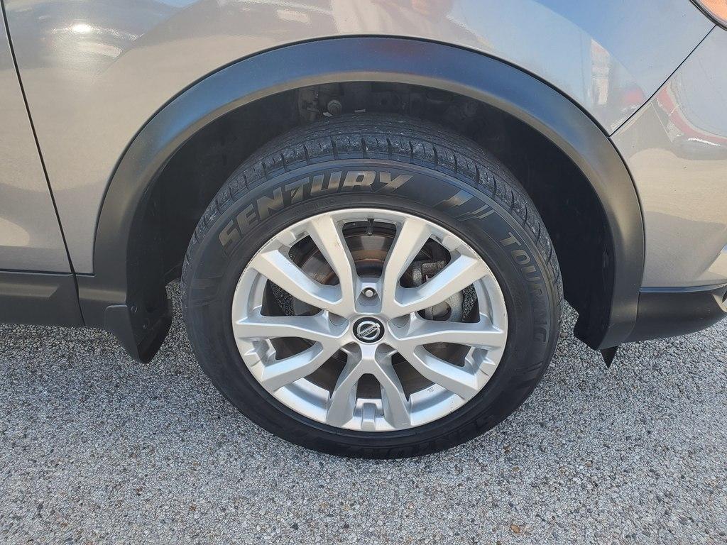 Nissan Rogue Sport S 2022