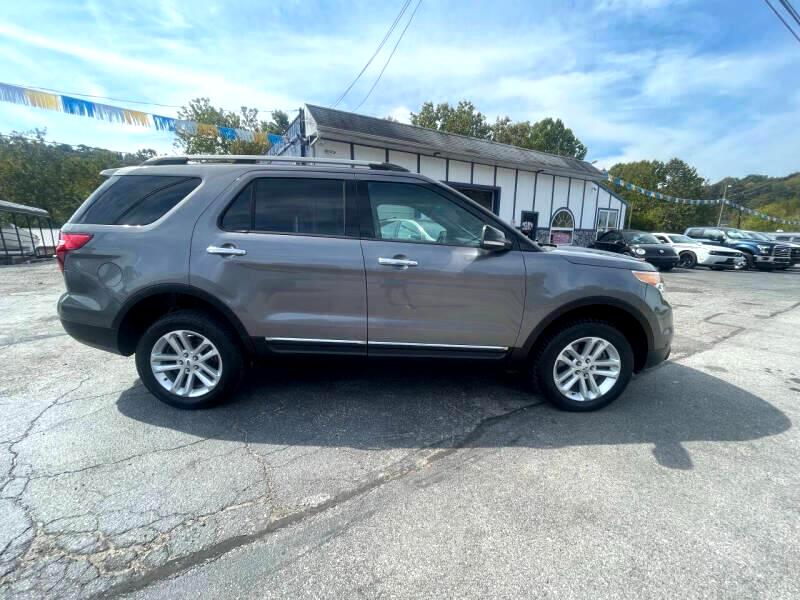 Ford Explorer XLT 4WD 2014