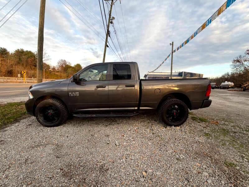 RAM 1500 Tradesman Quad Cab 4WD 2015