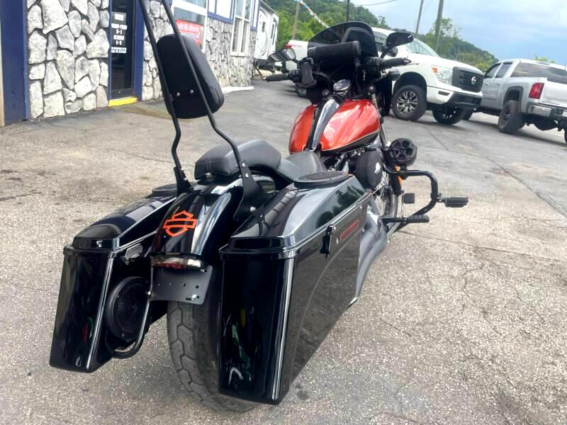 Harley-Davidson FXS  2011