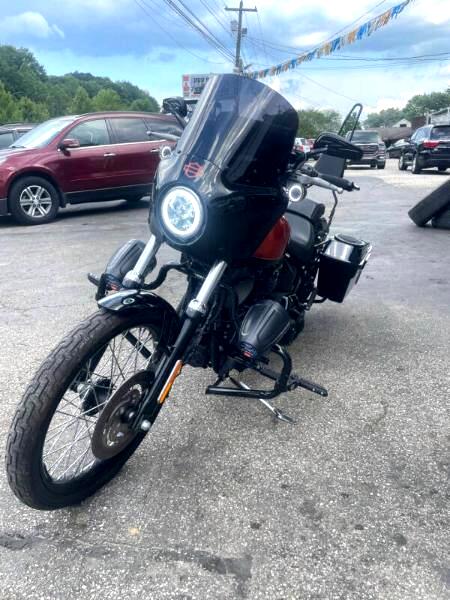 Harley-Davidson FXS  2011