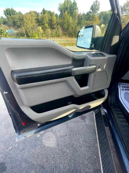 Ford F-150 XL SuperCab 8-ft. Bed 4WD 2016