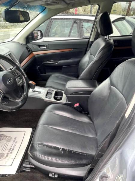 Subaru Outback 2.5i Limited 2014