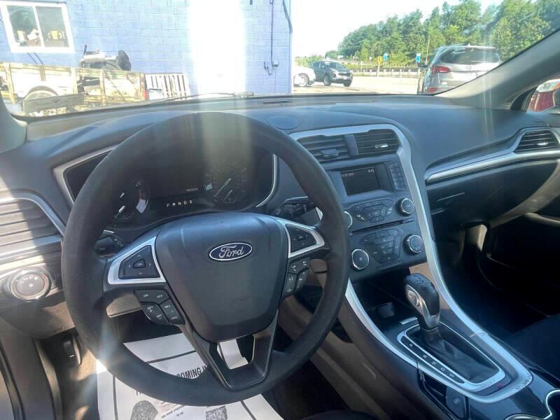 Ford Fusion SE 2014