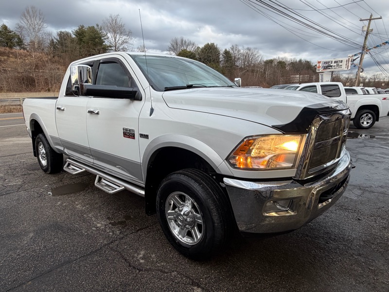 RAM 2500 Laramie Crew Cab SWB 4WD 2012