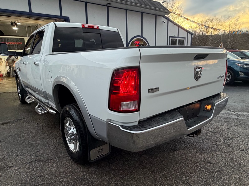 RAM 2500 Laramie Crew Cab SWB 4WD 2012