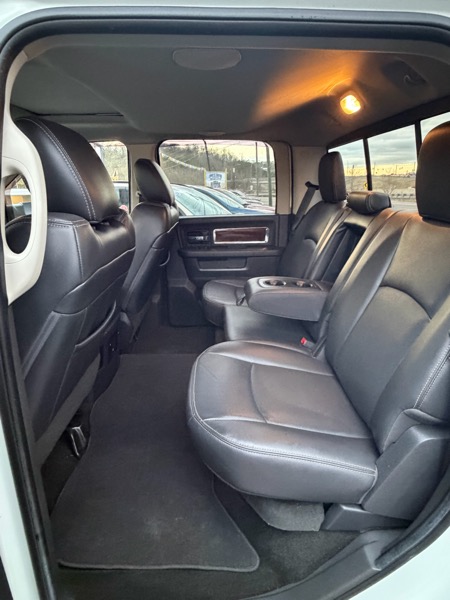 RAM 2500 Laramie Crew Cab SWB 4WD 2012