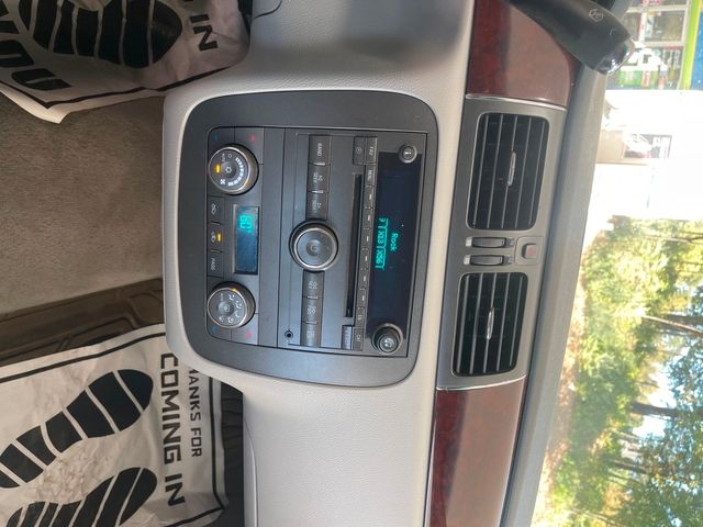 Buick Lucerne 4dr Sdn CXL-3 *Ltd Avail* 2010