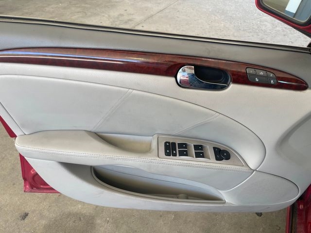 Buick Lucerne 4dr Sdn CXL-3 *Ltd Avail* 2010