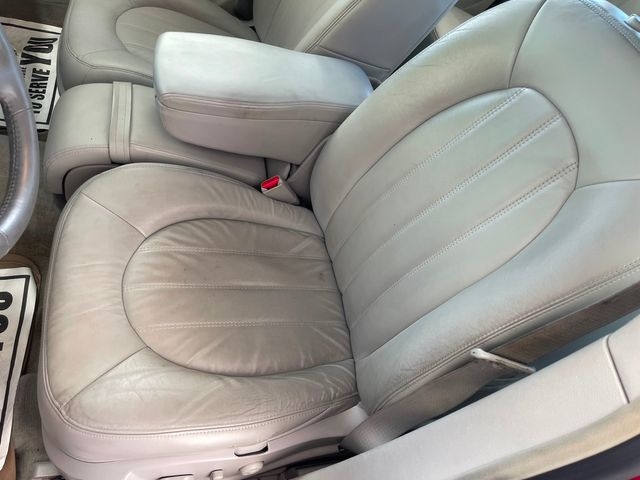 Buick Lucerne 4dr Sdn CXL-3 *Ltd Avail* 2010