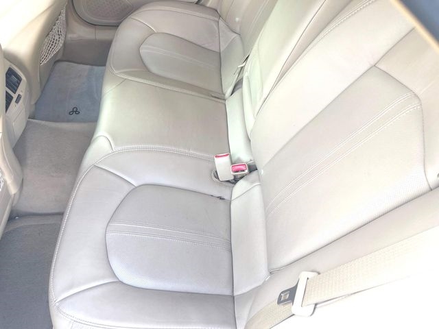 Cadillac CTS 4dr Sdn AWD w/1SB 2009