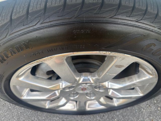 Cadillac CTS 4dr Sdn AWD w/1SB 2009