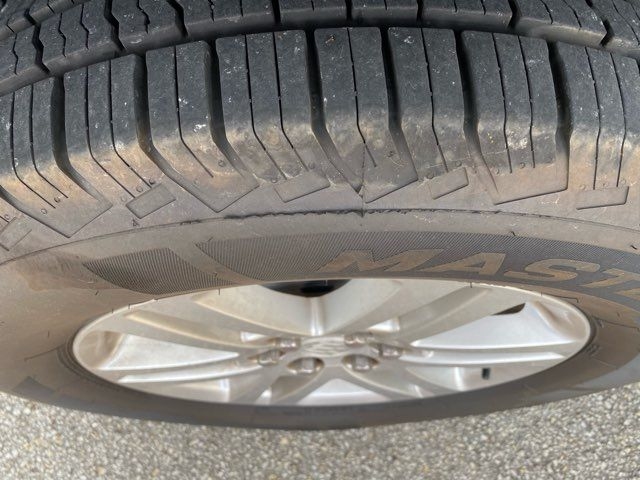 Buick Enclave FWD 4dr Convenience 2015