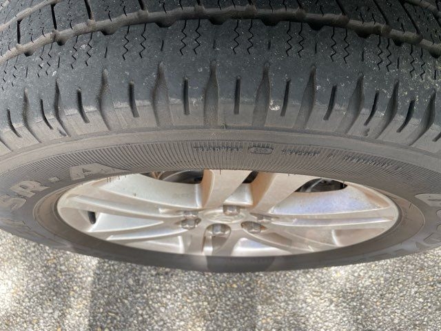 Buick Enclave FWD 4dr Convenience 2015