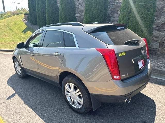 Cadillac SRX FWD 4dr Base 2011