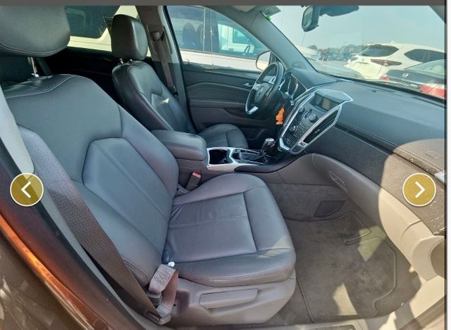 Cadillac SRX FWD 4dr Base 2011