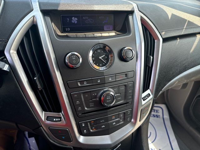 Cadillac SRX FWD 4dr Base 2011