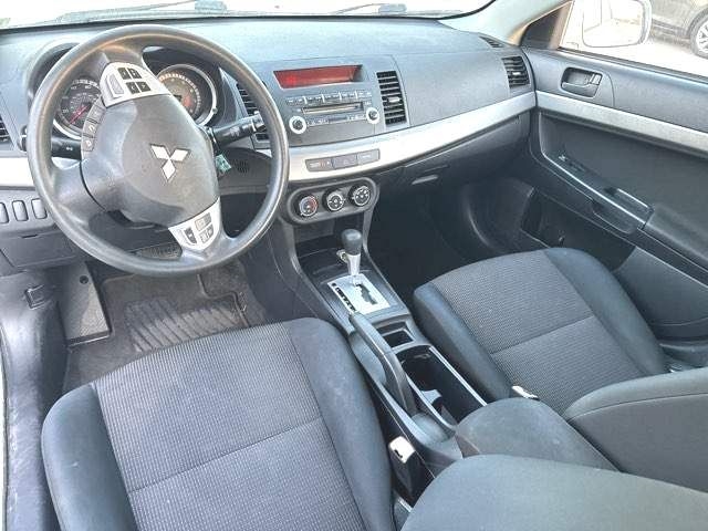 Mitsubishi Lancer 4dr Sdn Man ES 2009