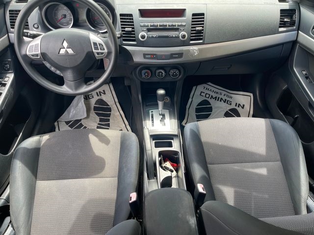 Mitsubishi Lancer 4dr Sdn Man ES 2009