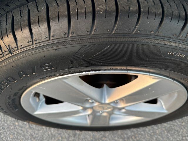 Mitsubishi Lancer 4dr Sdn Man ES 2009