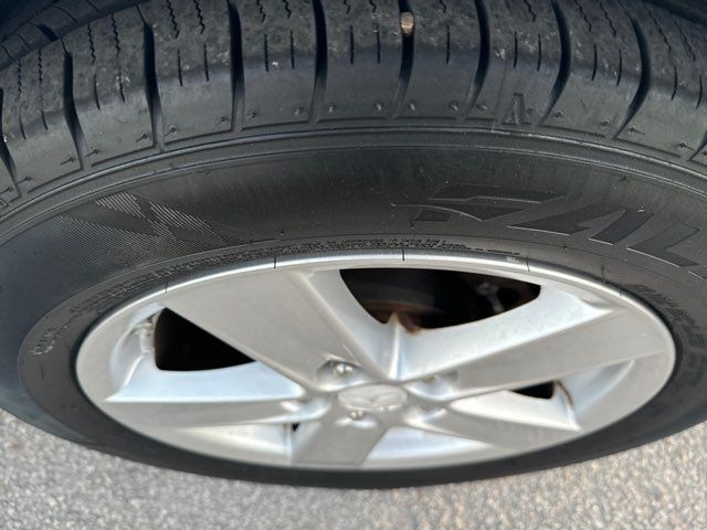 Mitsubishi Lancer 4dr Sdn Man ES 2009