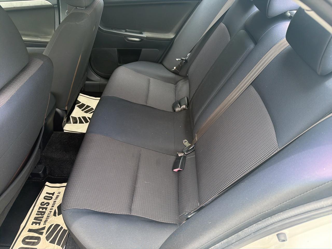 Mitsubishi Lancer 4dr Sdn Auto ES 2009