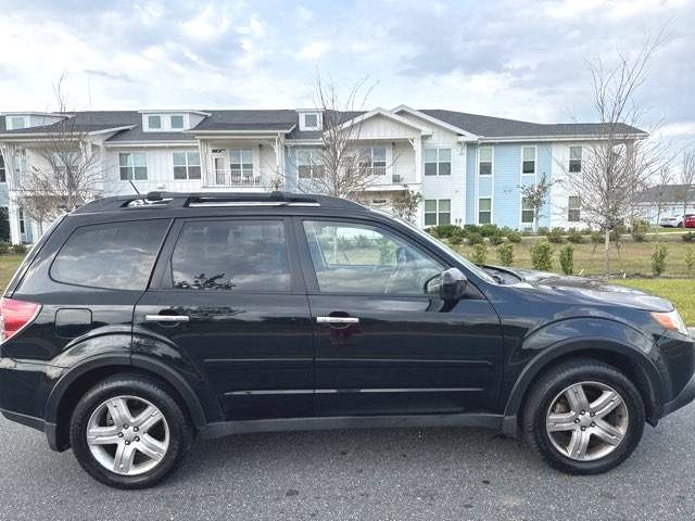 Subaru Forester 4dr Auto 2.5X Premium w/All-Weather Pkg 2010