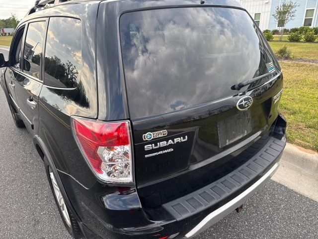 Subaru Forester 4dr Auto 2.5X Premium w/All-Weather Pkg 2010