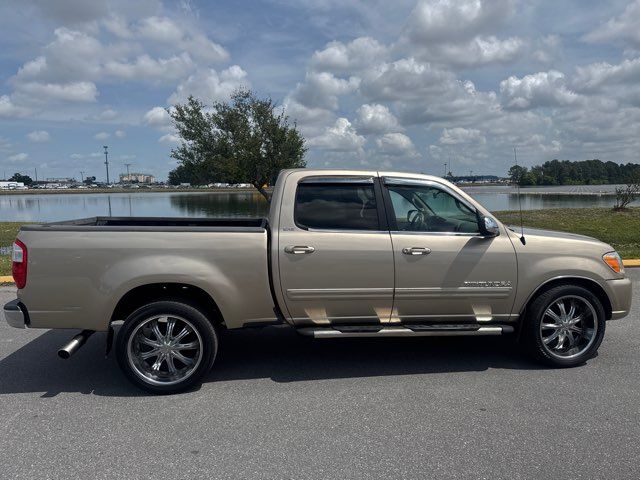 Toyota Tundra DoubleCab V8 SR5 (Natl) 2005