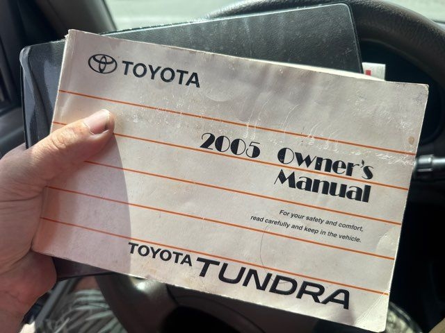 Toyota Tundra DoubleCab V8 SR5 (Natl) 2005