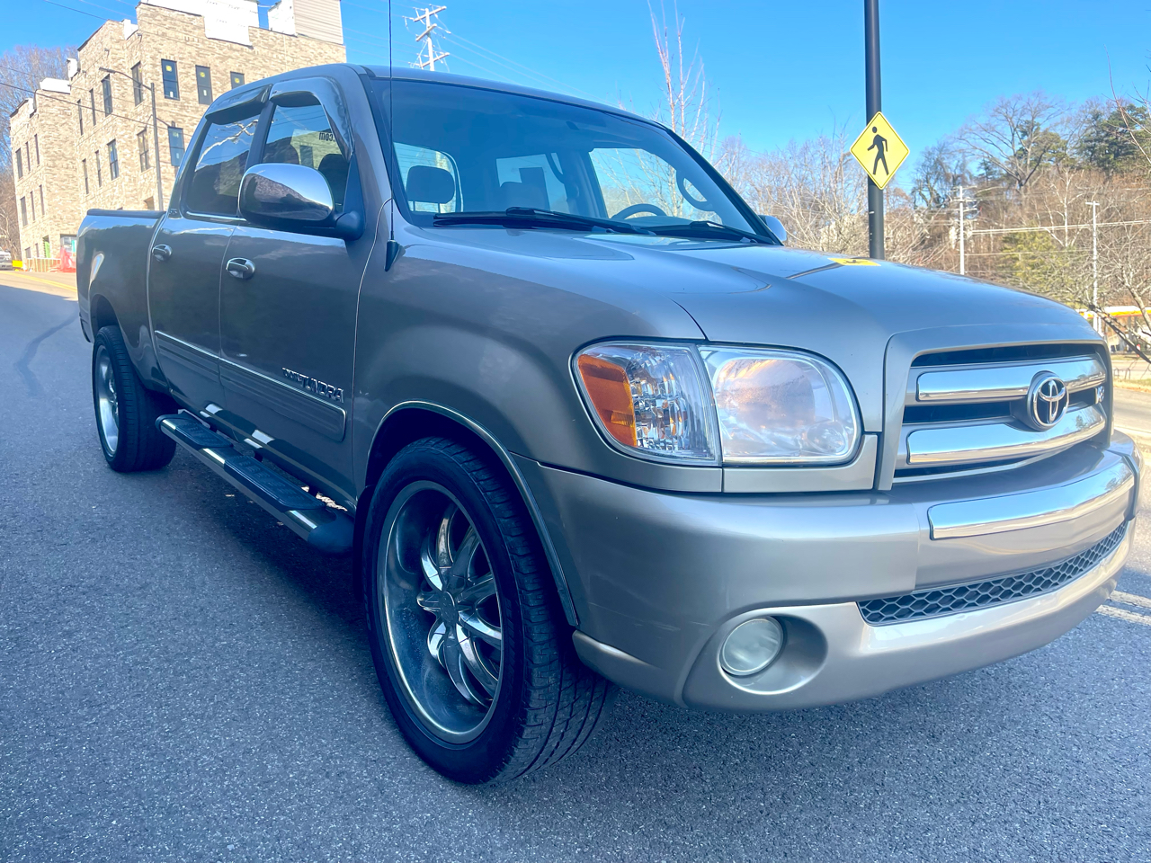 Toyota Tundra DoubleCab V8 SR5 (Natl) 2005