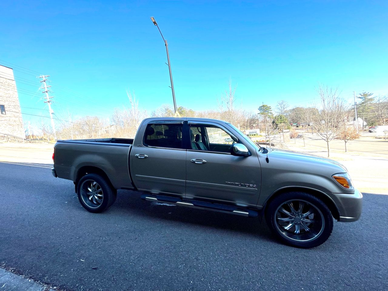 Toyota Tundra DoubleCab V8 SR5 (Natl) 2005