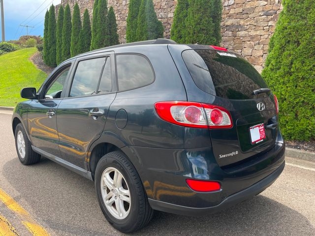 Hyundai Santa Fe FWD 4dr I4 GLS 2012