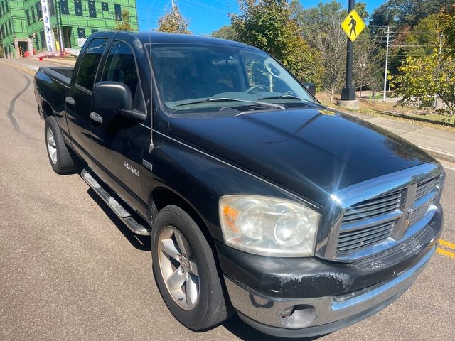 Dodge Ram 1500 2WD Quad Cab 140.5" SLT 2008