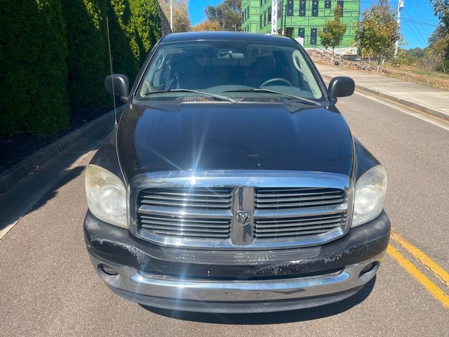 Dodge Ram 1500 2WD Quad Cab 140.5" SLT 2008