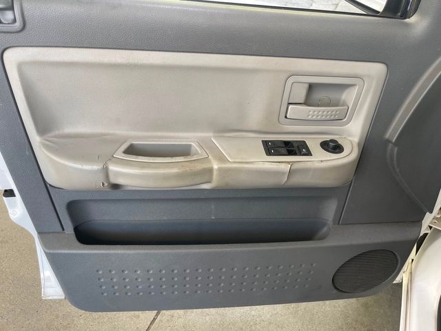 Dodge Ram 1500 2WD Quad Cab 140.5" SLT 2008