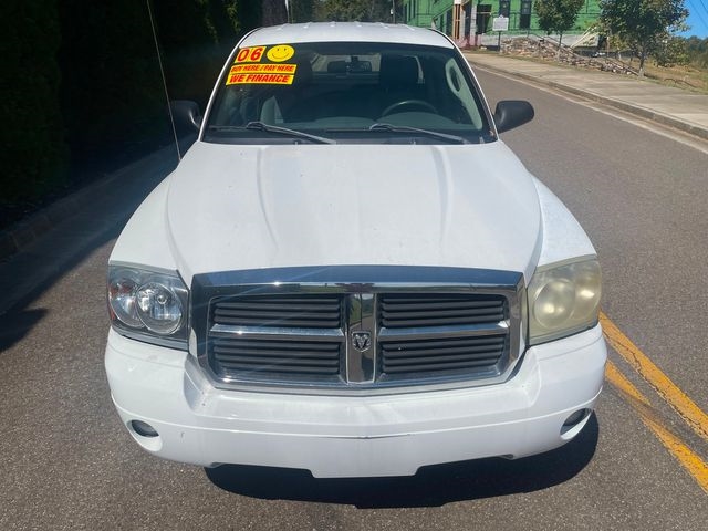 Dodge Dakota 2dr Club Cab 131 SLT 2006
