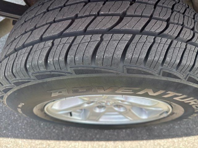 Dodge Dakota 2dr Club Cab 131 SLT 2006