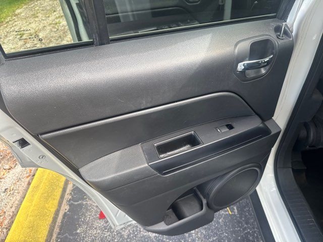 Jeep Patriot FWD 4dr Sport 2014