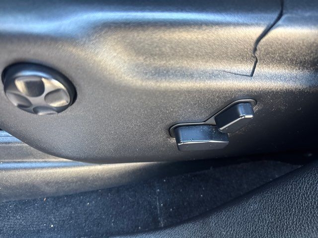 Jeep Grand Cherokee RWD 4dr Overland 2014